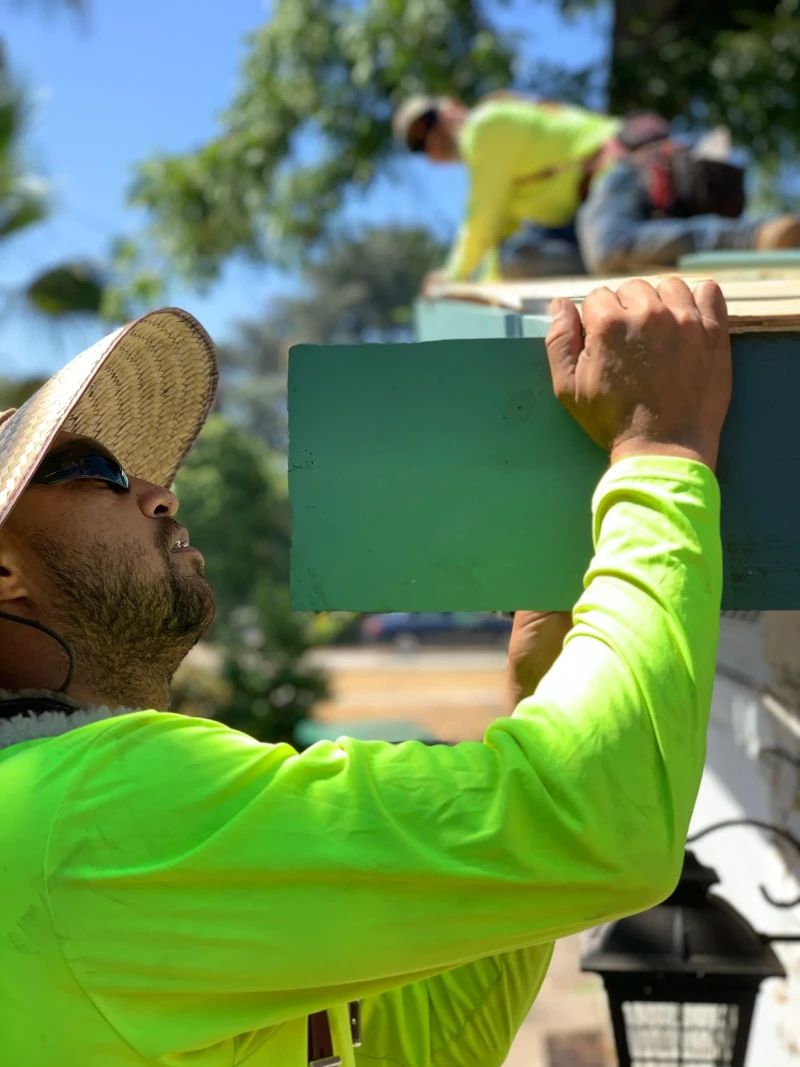 Roof Titan team on a job site
